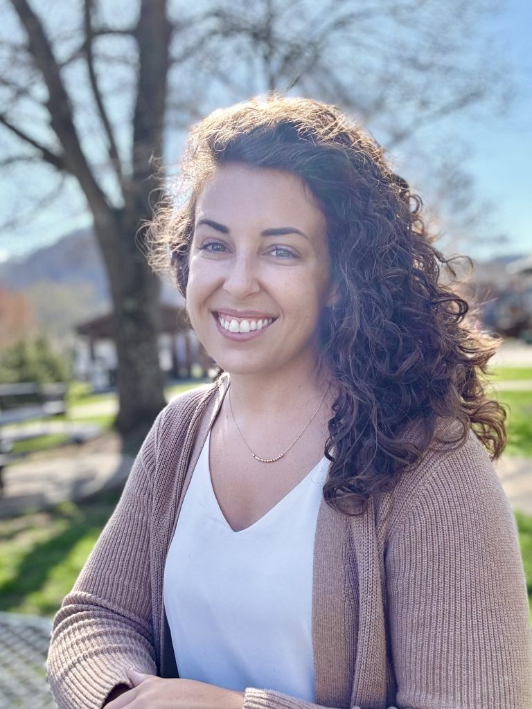 DSW scholar will present research on how military family separations shape child well-being during three-day virtual showcase